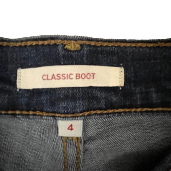 Levi’s ~ Blue Denim Jeans ~ Classic Bootcut ~ size 4M ~ 27/32 - Picture 7 of 9